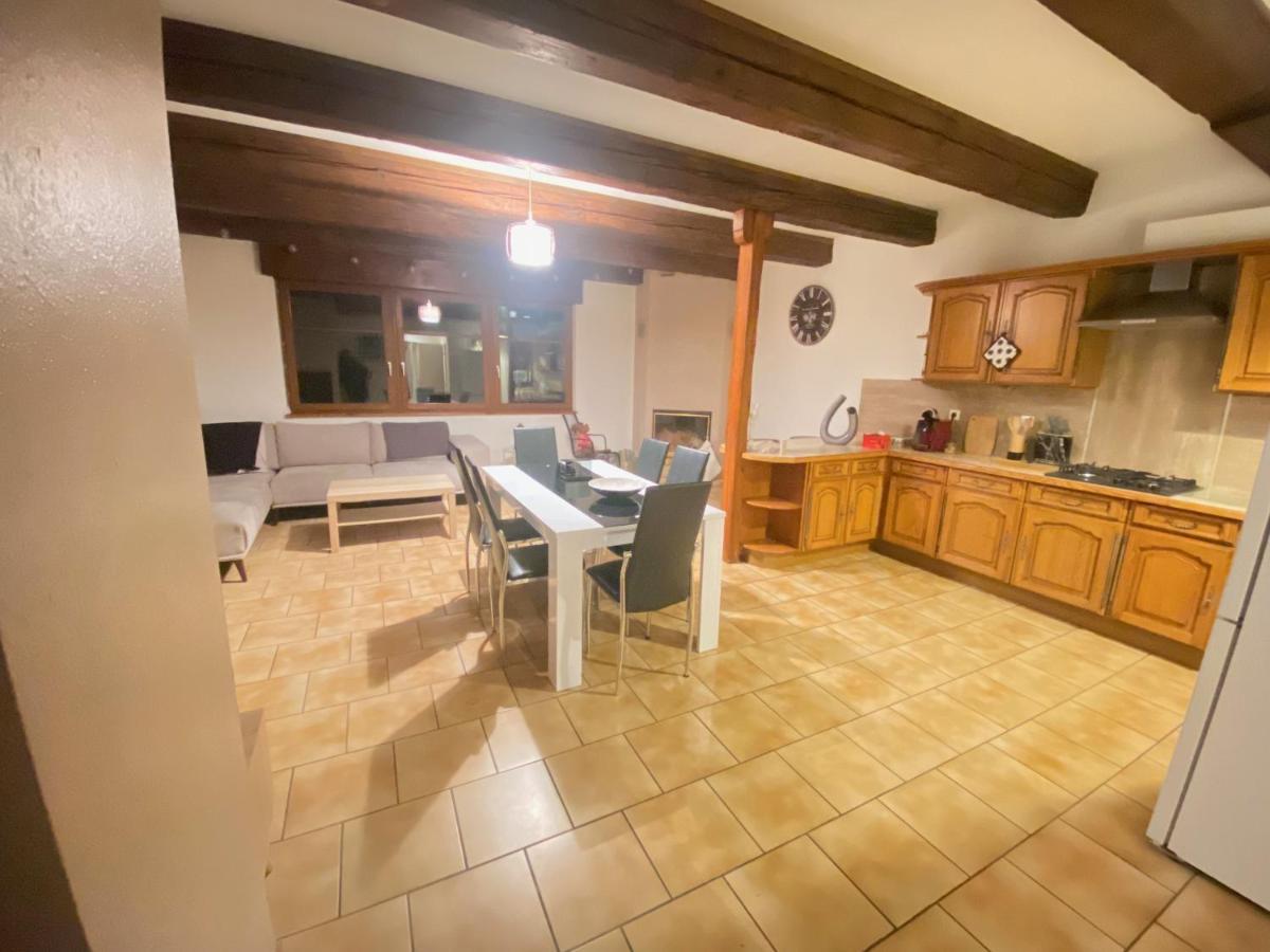 Appartement « Chez Falco » Vue Sur Le Chateau シルメック エクステリア 写真