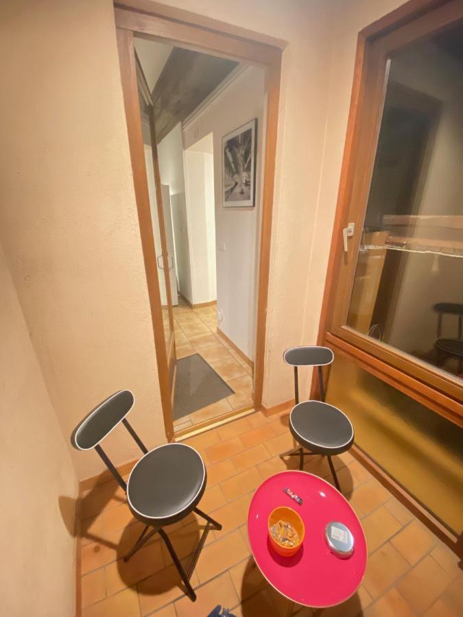Appartement « Chez Falco » Vue Sur Le Chateau シルメック エクステリア 写真